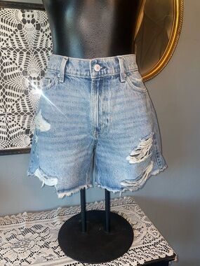 Arizona Jean Company Light Blue Distressed High-Waist Denim Shorts